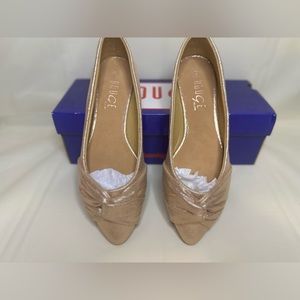 Rouge Helium Women's Shoes